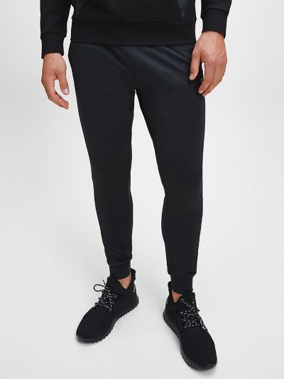 Calvin Klein Ruhák HU390893 | Calvin Klein Technical Stretch Férfi Jogger Fekete